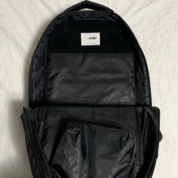 Facebook Messenger Incase Backpack - Picture 2 of 2